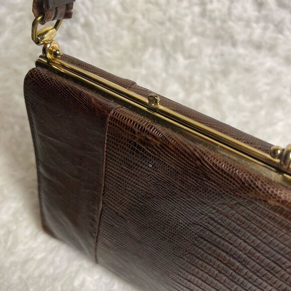 Vintage Brown Snake skin print handbag with antique gold tone hardwares. - Picture 11 of 15
